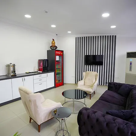 Elea Premium ホテル 3*