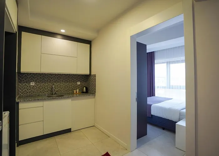 Elea Premium ホテル 3*